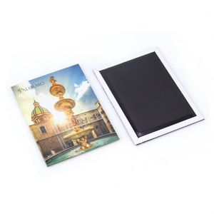 Aimant de réfrigérateur en métal au design moderne et personnalisé, motif 3D, Italie - Product Image 1