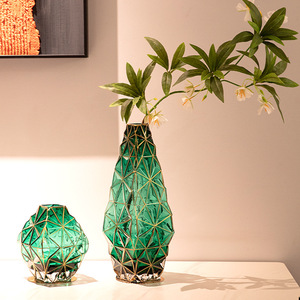<span class=keywords><strong>Vase</strong></span> en verre coloré de style Ins avec bord doré pour arrangement de plantes et de fleurs de salon <span class=keywords><strong>d</strong></span>écoration douce anniversaire ornements <span class=keywords><strong>vase</strong></span> - Product Image 3