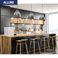 Meubles de cuisine modernes et pratiques en mélamine de luxe, style américain, avec îlot et accessoires