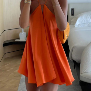 Robe d'été populaire et tendance pour femme, sexy, à col en V profond, dos nu, style camisole, coupe ample trapèze, sans manches, taille haute, pour soirée et <span class=keywords><strong>vacances</strong></span> - Product Image 1
