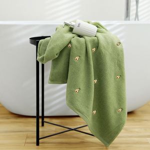 Serviette de bain en coton 100% pur, motif brodé de haute qualité, douce, confortable, très absorbante, serviette de plage - Product Image 4