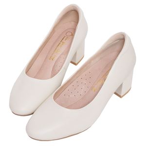 Escarpins en cuir minimalistes à talon moyen et silhouette épurée - Product Image 2