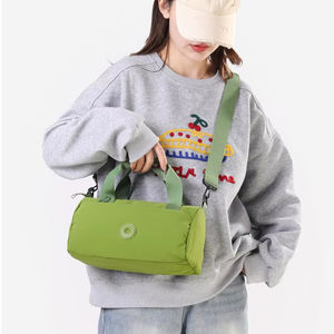 Sac de voyage léger et tendance en tissu imperméable, multi-compartiments, avec coussin intégré, idéal pour le sport et les loisirs, à porter en bandoulière ou sur l'épaule - Product Image 1