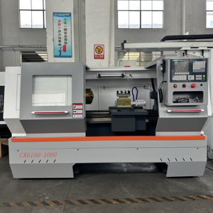 Torno de Cama Plana CK6150, Longitud de Torneado de 1000 mm, Torno Manual con Portaherramientas de 4 Estaciones para Torneado de Metal - Product Image 4