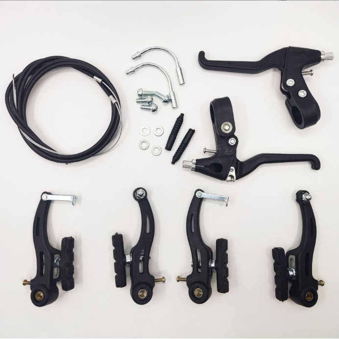 Un ensemble de freins V en fer et de leviers de frein en plastique