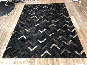 <span class=keywords><strong>Tappeto</strong></span> Moderno Fatto a Mano in Pelle Bovina Grigia con Motivi Geometrici, Antiscivolo, Design Italiano e <span class=keywords><strong>Scandinavo</strong></span> per Ingresso e Soggiorno - Product Image 4