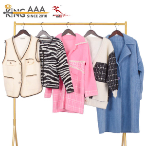 Cardigan Usati all'Ingrosso per Donna, Maglioni Invernali Larghi, <span class=keywords><strong>Abbigliamento</strong></span> Usato in Balle, Cardigan in Maglia di Grado <span class=keywords><strong>A</strong></span> - Product Image 1