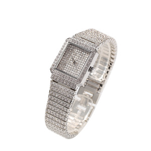 Nuovo quadrante quadrato pieno di <span class=keywords><strong>stelle</strong></span> con pieno di diamanti orologio quando il quarzo oro orologio moda donna orologi all'ingrosso - Product Image 6