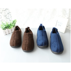 Zapatillas de casa cálidas de invierno para <span class=keywords><strong>hombre</strong></span>, de felpa, para interiores, venta al por mayor - Product Image 1