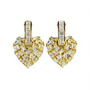 Orecchini a Cerchio Cuore Dorato in Oro 18K con Cristalli e Strass, Gioielli di Lusso da Donna per Feste - Product Image 1