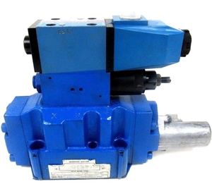 Amplificateur intégré KBFDG4V-3-33C20N-Z-M1-PC7-H7-12 à action directe proportionnelle directionnelle - Product Image 2