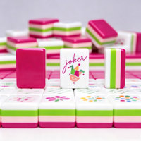 Jeu de tuiles de mahjong américain personnalisé en acrylique rouge rose de luxe, tuiles de Mahjong pour soirée de jeu en famille, fête, voyage, cadeau