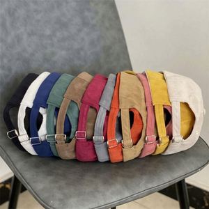 Gorras de Béisbol de Gamuza de Color Liso al por Mayor en Stock con MOQ Bajo, Gorras de Béisbol de Gamuza con Logotipo Personalizado - Product Image 3