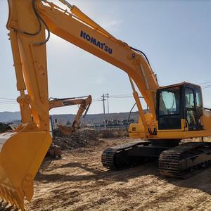 Excavadora Usada de Alta Calidad de 22 Toneladas Komatsu PC220 Fabricada en Japón en Venta a Bajo Precio - Product Image 4