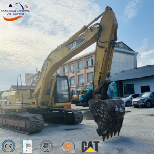 Excavatrice 320B d'occasion |   Puissant chenillard de 20 tonnes |   Moteur fiable |   Modèle 2018 |   Matériel lourd en excellent état |   Boîte de vitesses - Product Image 1