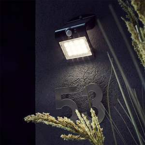 Lámpara solar recargable de 1,5 W y 220 lm, con sensor de presencia (2-6 m), color negro, ideal para iluminar jardines y exteriores. - Product Image 2