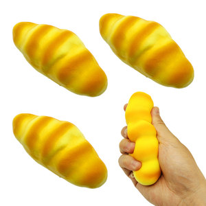 Jouets en PU à rebond lent en forme de pain et de gâteaux artificiels, jouets à presser souples pour la décoration de cuisine et de pâtisserie - Unisexe, à partir de 5 ans - Product Image 1