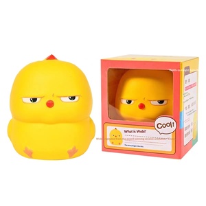 Juguetes de descompresión de pollo amarillo pequeño y lindo, de PU de rebote lento, de plástico, para aliviar el estrés, regalos divertidos para niñas - Product Image 4