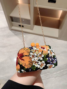 Mode 2025 nouvelles dames dîner robe fleur pochette Banquet perlé Sequin sac de soirée pour les femmes Sac <span class=keywords><strong>Tendance</strong></span> 2024 - Product Image 4