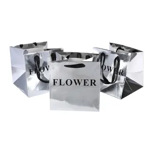 High Quality Custom Design Gift Bags Low Price Wholesale Price Designer Paper Bags Reusable Mirror Silver Paper Bag