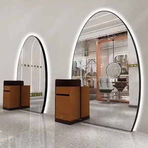 Fabrik großhandel ganzkörper-LED-Haarsalon-Spiegel modernes Licht Luxus-Stil Barbier-Möbel