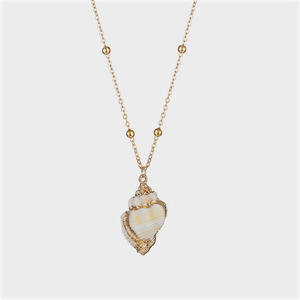 สร้อยคอแฟชั่นผู้หญิงประดับเปลือกหอยธรรมชาติ ชุบทอง พร้อมลูกปัดและจี้รูปเปลือกหอย ขายส่ง - Product Image 5