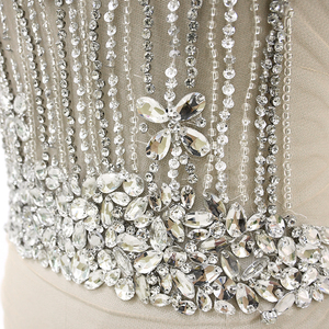 <span class=keywords><strong>Applique</strong></span> in Strass 3D Fatti a Mano con Design alla Moda, Ricamo su Rete di Pizzo, Paillettes da Cucire per Abiti da Sposa - Product Image 6