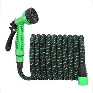 Manguera de jardín con boquilla pulverizadora, manguera de agua extensible de 30M para lavado de coches, limpieza de patios, verde y negro - Product Image 1