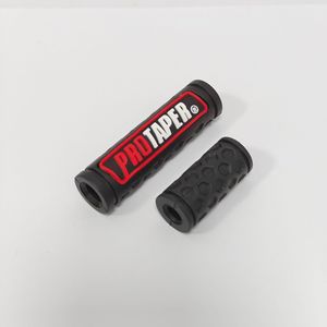 Poignées de guidon de moto Protaper en caoutchouc antidérapantes cylindriques pour mise à niveau et rénovation - Product Image 3
