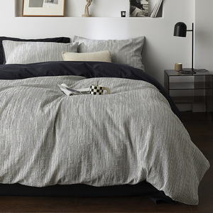 Minimalist Stripe Bedding <b>Set</b> 100% Cotton Four-Piece Breathable Soft All-Season Bedding - Product Image 3