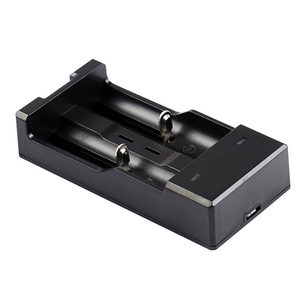 <span class=keywords><strong>Chargeur</strong></span> de <span class=keywords><strong>batterie</strong></span> au lithium 18650 direct d'usine en gros 4.2V 1A <span class=keywords><strong>chargeur</strong></span> de voiture électrique <span class=keywords><strong>pas</strong></span> <span class=keywords><strong>cher</strong></span> - Product Image 2