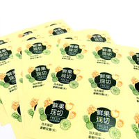 Op maat gemaakte duurzame, transparante, olie- en waterdichte PVC zelfklevende etiketten, op maat gemaakte vormen, UV-print, food grade, fruit sap logo