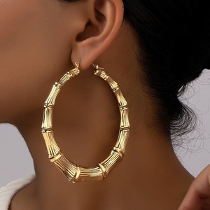 Pendientes de Aro con Diseño de Nudo de Bambú, Color Dorado, Joyería de Moda para Fiestas, Material de Aleación de Zinc, Poste de Acero Inoxidable - Product Image 2