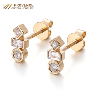 เครื่องประดับเพชรแท้ 18k ทองคำแท้จาก PROVENCE ต่างหูเพชรทรงบาแกตต์ ดีไซน์มินิมอล สำหรับผู้หญิง สวมใส่ได้ทุกวัน - Product Image 1