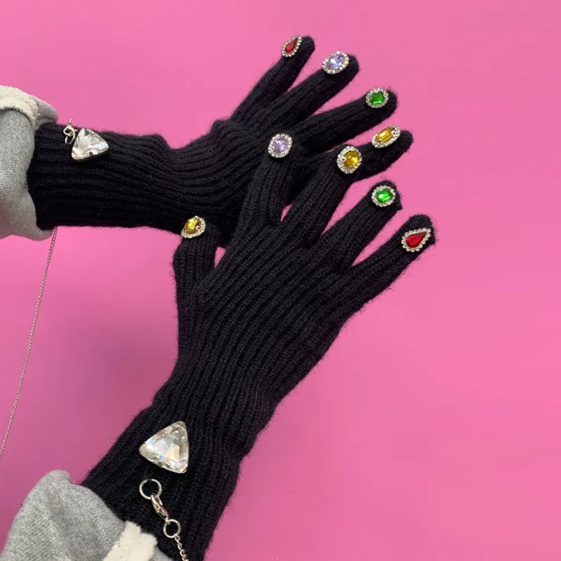 Wholesale New Gem chain Diamond Chain Gloves Autumn and Winter Warm Fashion Gloves