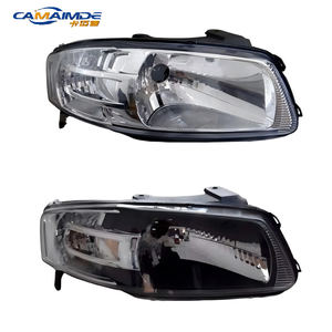 Faro delantero para Volkswagen <span class=keywords><strong>Gol</strong></span> G4 (2005-2014) y Parati G4 (2005-2012), Aveiro G4 OEM 5W0941043, 5W0941044 estilo negro - Product Image 1