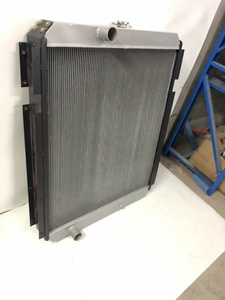 Meilleure vente E330B pelle 124-1762 <span class=keywords><strong>radiateur</strong></span> d'eau 1241762 pour pelle <span class=keywords><strong>radiateur</strong></span> réservoir d'eau de rechange pièces de haute <span class=keywords><strong>qualité</strong></span> - Product Image 5