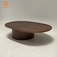 Ensemble de meubles de salon de luxe en noyer pour une décoration moderne de la maison, table basse minimaliste en bois et métal