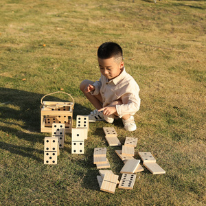 Juego de Dominó de Madera para Niños, Hecho a Mano, de Alta Calidad, con Caja de Madera - Product Image 3