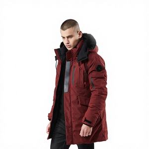 Veste d'hiver matelassée respirante, épaisse et chaude, décontractée, en gros, avec fermeture éclair et capuche en fourrure, écologique - Product Image 4