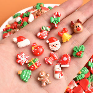 Venta al por mayor de dijes de resina planos de Papá Noel, regalos, alces y campanas navideñas para manualidades DIY, slime, fundas de móvil, llaveros y decoraciones navideñas - Product Image 1