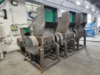 Granulateur de câbles en cuivre entièrement automatique 150-800 kg/h, équipement de recyclage avec lames en alliage 200/300/400/500, moteur 72 kW, haute pureté