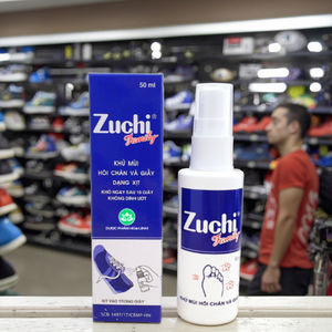 Zuchi Family 50ml Whitening Shoe Deodorant <b>Spray</b> Mild Fragrance <b>Moisturizer</b> Helps Keep Feet Dry Made in Vietnam ZC1 - Product Image 1
