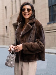 <span class=keywords><strong>Cappotto</strong></span> da Donna in Pelliccia <span class=keywords><strong>di</strong></span> <span class=keywords><strong>Visone</strong></span> Intero <span class=keywords><strong>di</strong></span> Alta Qualità 2023, <span class=keywords><strong>Cappotto</strong></span> Invernale in Vera Pelliccia <span class=keywords><strong>di</strong></span> <span class=keywords><strong>Visone</strong></span> - Product Image 4