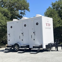 Remorque de salle de bain mobile en acier de luxe, toilettes portables avec bidet, pulvérisateur Shattaf pour utilisation en extérieur, parcs, hôtels, stations balnéaires, événements VIP