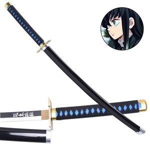 Vente en gros de l'épée d'anime noire de 104 cm, <span class=keywords><strong>katana</strong></span> à lame en bambou pour <span class=keywords><strong>Demon</strong></span> <span class=keywords><strong>Slayer</strong></span> Tokitou Muichirou, fabriquée en plastique - Product Image 2