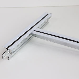 Système de grille de <span class=keywords><strong>plafond</strong></span> thermolaqué avec profilés <span class=keywords><strong>en</strong></span> <span class=keywords><strong>T</strong></span> résistants à la corrosion pour les rénovations de bureaux - Product Image 3