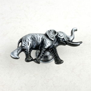Antique Bronze Little Elephant Single Hole <strong>Drawer</strong> <strong>Knob</strong> Zinc Alloy Furniture Accessories Cabinet Bedside Table Decorative Handle - Product Image 2
