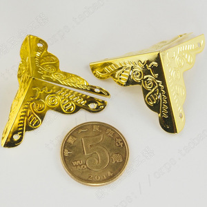 <b>Corner</b> <b>Protector</b> Yellow Metal 25mm For Wooden Box Packaging Hardware New Chinese Style Strong Durable - Product Image 1