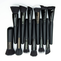 Ensemble de pinceaux de maquillage classique professionnel 24 pièces, couverture complète, poils synthétiques, virole en aluminium, manche en bois noir, logo personnalisé, visage et yeux